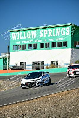 media/Oct-18-2025-Extreme Speed (Sat) [[d6d7e1fef1]]/Group 3 Purple/Session 1 (Turn 4)/